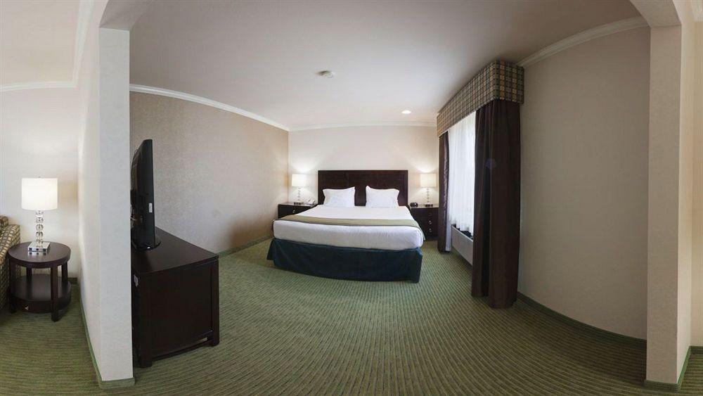 Holiday Inn Express Puyallup By Ihg Exterior foto