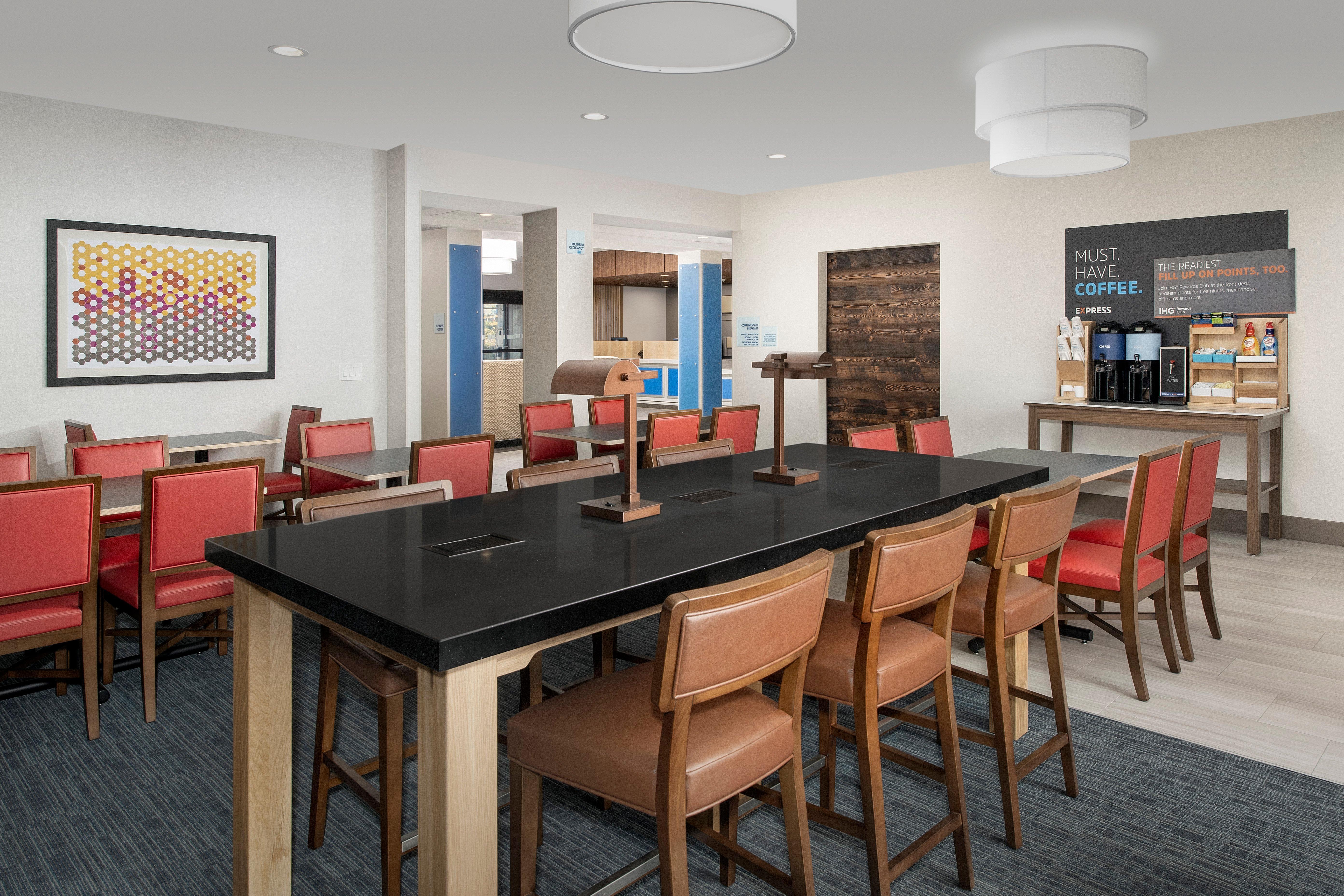 Holiday Inn Express Puyallup By Ihg Exterior foto